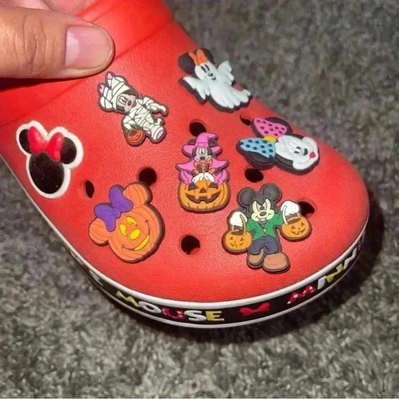 Disney Parks X Crocs Croc band Minnie
Mouse Ill Red Clog Shoe Womens 7 - Picture 3 of 8